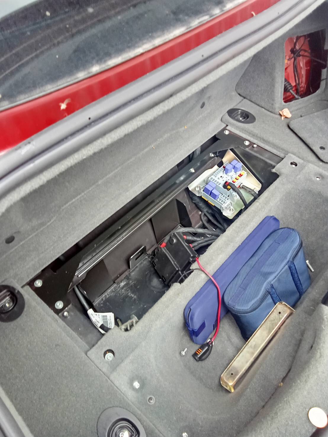 25 - https://เต๋าแบตเตอรี่-แอร์ไดนาโม.com | ช่างเต๋า บริการซ่อมรถนอกสถานที่ เปลี่ยนไดชาร์จ ไดสตาร์ท เติมน้ำยาแอร์ ถึงที่หมายอย่างรวดเร็ว จบทุกปัญหารถเสียฉุกเฉินโดยทีมช่างผู้เชี่ยวชาญในราคาที่เป็นมิตร พื้นที่ให้บริการในกรุงเทพฯและปริมณฑล ปทุมธานี นนทบุรี